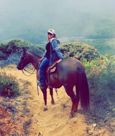 HorseID: 2312203 SIX MOONS WRANGLER - PhotoID: 1097233