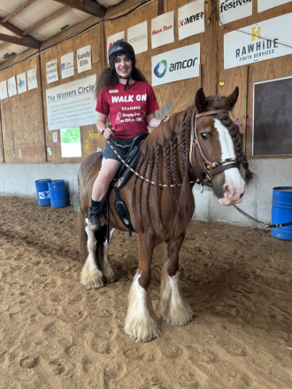 HorseID: 2315651 McIntosh Red - PhotoID: 1101814