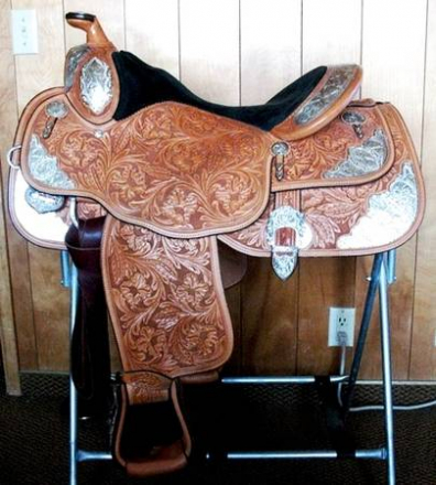 Tack ID: 564643 STUNNING SHOW SADDLE BY KATHY - PhotoID: 155509 - Expires 29-Aug-2026 Days Left: 158