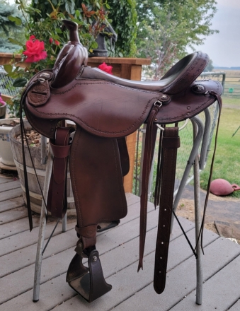 Tack ID: 567838 Clinton Anderson Saddle with Horn. Price Reduced! - PhotoID: 152135 - Expires 23-Jun-2024 Days Left: 26