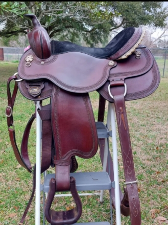 Tack ID: 568268 16 Saddle made by Circle Y Package Deal - PhotoID: 152737 - Expires 02-Jun-2024 Days Left: 14