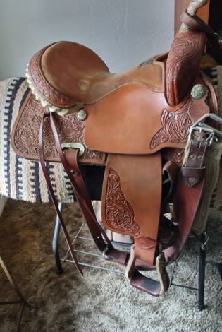 Tack ID: 568794 Barrel Saddle - PhotoID: 155803 - Expires 14-Oct-2026 Days Left: 70