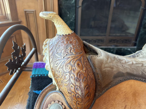 Tack ID: 569208 Circle Y Cutting & Reining Saddle - PhotoID: 154702 - Expires 07-Dec-2025 Days Left: 2