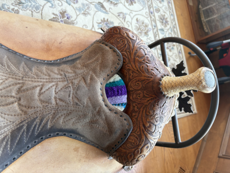Tack ID: 569208 Circle Y Cutting & Reining Saddle - PhotoID: 155636 - Expires 30-Jul-2026 Days Left: 85
