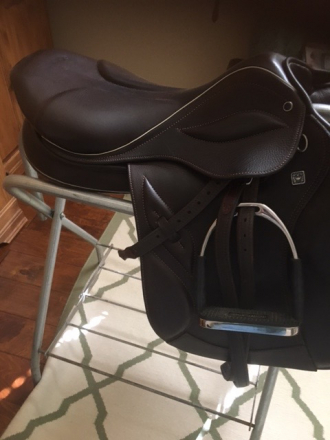 Tack ID: 569787 Stubben Elite Phoenix with biomex seat - PhotoID: 154729 - Expires 14-Dec-2025 Days Left: 9