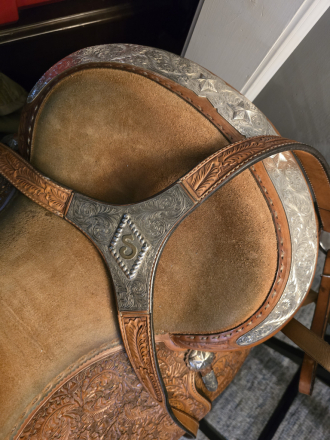 Tack ID: 569900 Blue Ribbon Show Saddle - PhotoID: 154875 - Expires 21-Jan-2026 Days Left: 47