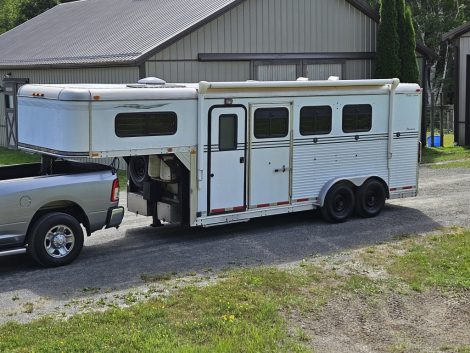 Tack ID: 569908 2001 Collin-Arndt 3 Horse slant trailer, 7 High, Excellent - PhotoID: 154886 - Expires 23-Jan-2026 Days Left: 49