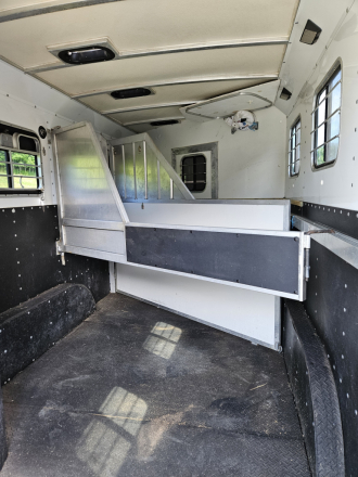 Tack ID: 569908 2001 Collin-Arndt 3 Horse slant trailer, 7 High, Excellent - PhotoID: 154888 - Expires 23-Jan-2026 Days Left: 49