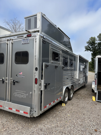 Tack ID: 570037 2023 Cimarron Norstar 3H GN 30’ x 8’ Living Quarters Tra - PhotoID: 155086 - Expires 13-Mar-2026 Days Left: 99