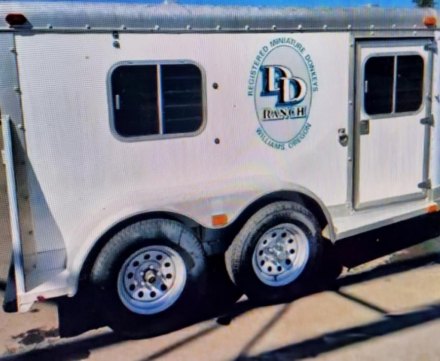 Tack ID: 570101 Miniature 5 horse Aluminum  Sooner trailer - PhotoID: 155157 - Expires 08-Jan-2026 Days Left: 35