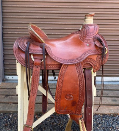 Tack ID: 570103 Genuine Billy Cook wade/ranch saddle 17 like new - PhotoID: 155165 - Expires 08-Jan-2026 Days Left: 34