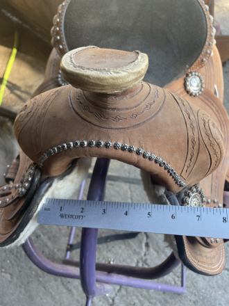 Tack ID: 570111 Kids Western Saddle - PhotoID: 155181 - Expires 11-Jan-2026 Days Left: 37