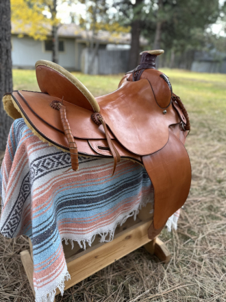 Tack ID: 570141 Lloyd Reed Custom Saddle - 16 1/2 Seat - PhotoID: 155211 - Expires 23-Apr-2026 Days Left: 139