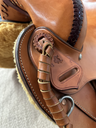 Tack ID: 570141 Lloyd Reed Custom Saddle - 16 1/2 Seat - PhotoID: 155213 - Expires 23-Apr-2026 Days Left: 139