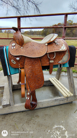 Tack ID: 570148 Circle Y Equitation show saddle with real silver 16 - PhotoID: 155230 - Expires 29-Jan-2026 Days Left: 55