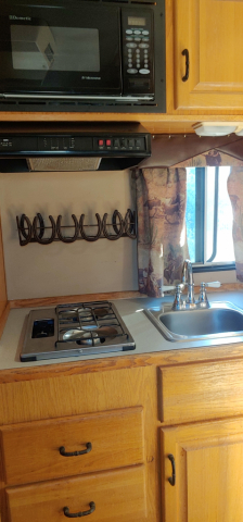 Tack ID: 570190 96 Silverado Gooseneck - PhotoID: 155280 - Expires 18-Feb-2026 Days Left: 75