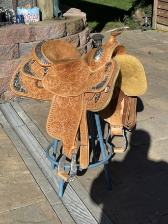 Tack ID: 570196 Kathy’s Western Show Saddle - PhotoID: 155287 - Expires 22-Feb-2026 Days Left: 80