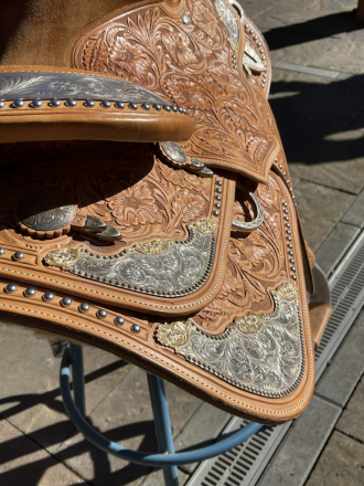 Tack ID: 570196 Kathy’s Western Show Saddle - PhotoID: 155288 - Expires 22-Feb-2026 Days Left: 80