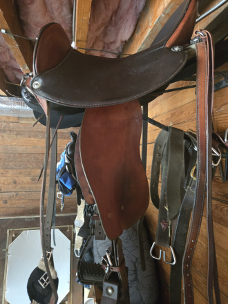 Tack ID: 570214 Specialized Aussie Ultralite Trail Seat 15 new this year - PhotoID: 155314 - Expires 02-Mar-2026 Days Left: 88