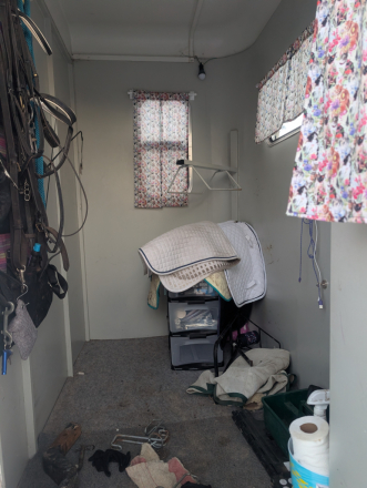 Tack ID: 570228 1994 Trail-Et 2 Horse Straight Load - PhotoID: 155339 - Expires 09-Mar-2026 Days Left: 85