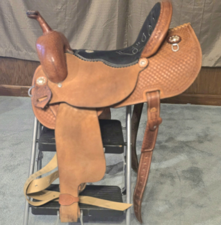 Tack ID: 570239 15 Double J Pozzi MO/IL - PhotoID: 155359 - Expires 13-Mar-2026 Days Left: 89