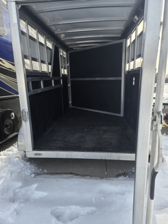 Tack ID: 570265 2016 Shadow Stable Mate Horse Trailer Bumper Pull - PhotoID: 155372 - Expires 27-Mar-2026 Days Left: 52