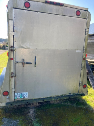 Tack ID: 570312 Aluminum two to three horse stock trailer with bumper pull - PhotoID: 155420 - Expires 19-Apr-2026 Days Left: 89