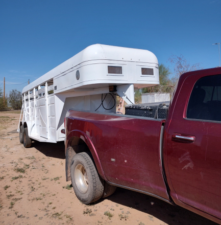 Tack ID: 570385 🔥 2002 Ponderosa 4 Horse Gooseneck – $8,500 OBO 🔥 - PhotoID: 155520 - Expires 01-Jun-2026 Days Left: 88