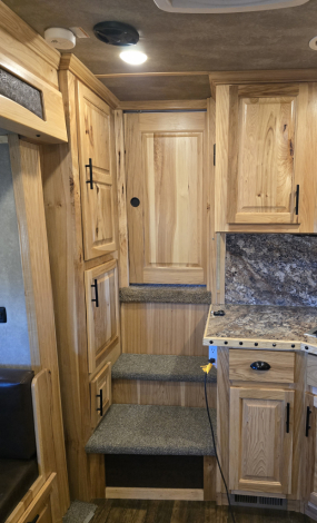 Tack ID: 570410 2022 Lakota Big Horn - PhotoID: 155552 - Expires 12-Jun-2026 Days Left: 88