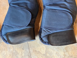 Tack ID: 570413 Horse Trailering/Shipping Boots (Set of 8) - $100 - PhotoID: 155555 - Expires 15-Jun-2026 Days Left: 89
