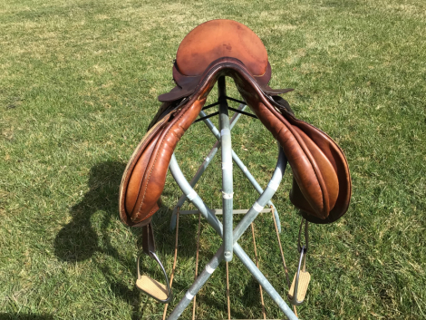 Tack ID: 570427 Stubben Siegfried 18” Forward Seat Jumping Saddle - PhotoID: 155571 - Expires 21-Sep-2026 Days Left: 179