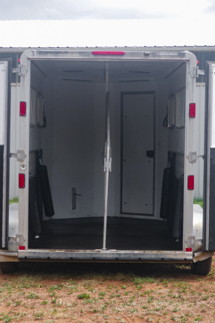 Tack ID: 570514 2008 Featherlite Medalist Horse Trailer - PhotoID: 155647 - Expires 04-Aug-2026 Days Left: 77