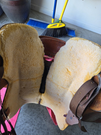 Tack ID: 570517 Beautiful Wyoming Western Saddle 16 - PhotoID: 155652 - Expires 04-Aug-2026 Days Left: 77