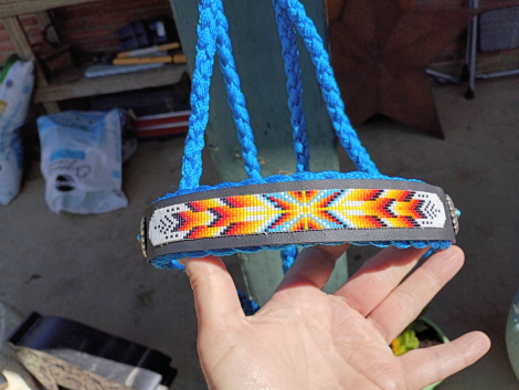 Tack ID: 570550 Beautiful one of kind hand beaded halters - PhotoID: 155672 - Expires 20-Aug-2026 Days Left: 84