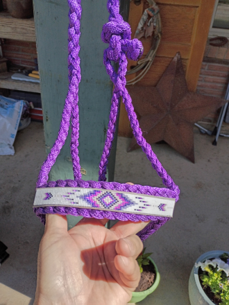 Tack ID: 570550 Beautiful one of kind hand beaded halters - PhotoID: 155674 - Expires 20-Aug-2026 Days Left: 84