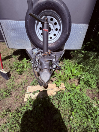 Tack ID: 570569 10” 2015 Adam’s Stock Trailer, CLEAN- 2 owners - PhotoID: 155704 - Expires 28-Nov-2026 Days Left: 133