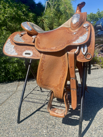 Tack ID: 570596 Kathy’s Santana Custom - PhotoID: 155734 - Expires 13-Sep-2026 Days Left: 87