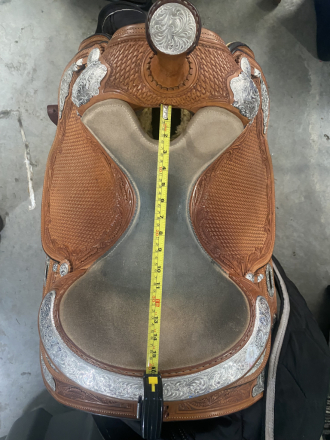 Tack ID: 570596 Kathy’s Santana Custom - PhotoID: 155736 - Expires 13-Sep-2026 Days Left: 87