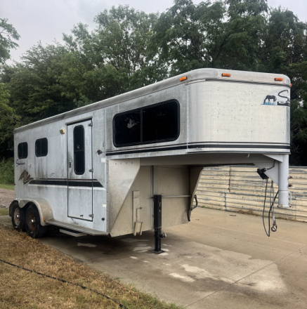 Tack ID: 570618 2 horse slant trailer aluminum - PhotoID: 155776 - Expires 21-Sep-2026 Days Left: 89