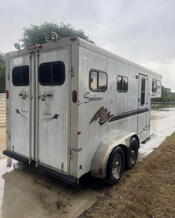 Tack ID: 570618 2 horse slant trailer aluminum - PhotoID: 155777 - Expires 21-Sep-2026 Days Left: 89