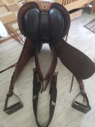 Tack ID: 570636 Steel saddle all day comfort - PhotoID: 155789 - Expires 01-Oct-2026 Days Left: 77