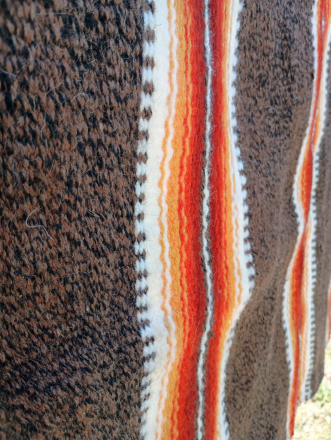 Tack ID: 570693 Vng mayatexe wool parade show costume blanket - PhotoID: 155844 - Expires 23-Jan-2027 Days Left: 135