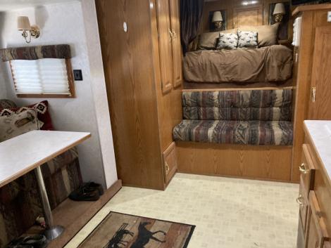 Tack ID: 570746 Sundowner 3horse trailer - PhotoID: 155937 - Expires 02-Mar-2027 Days Left: 138