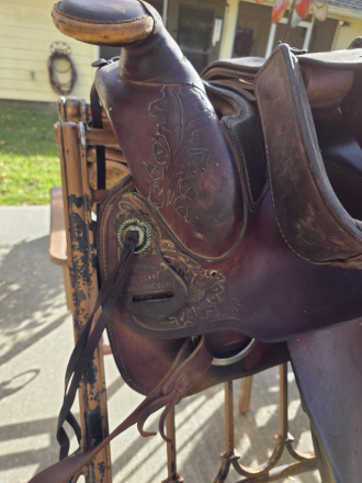 Tack ID: 570749 1975/6 western cowboy saddle - PhotoID: 155919 - Expires 29-Nov-2026 Days Left: 74