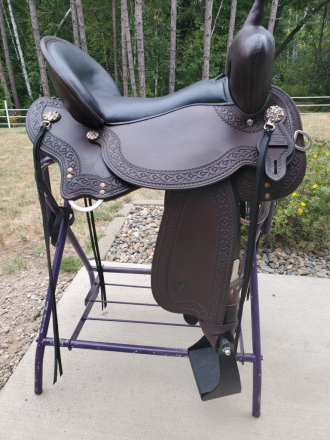 Tack ID: 570759 17 Inch Circle Y Trail Saddle Flex Tree w/Matching Headstall - PhotoID: 155916 - Expires 27-Nov-2026 Days Left: 83