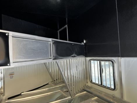 Tack ID: 570777 2020 Sundowner Super Sport 3-Horse Gooseneck — Cody, WY - PhotoID: 155942 - Expires 03-Dec-2026 Days Left: 75