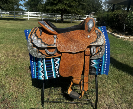 Tack ID: 570792 15.5” Blue Ribbon Show Saddle (2010) - PhotoID: 155974 - Expires 14-Dec-2026 Days Left: 86