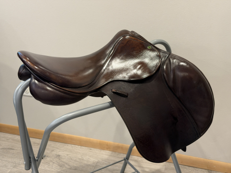 Tack ID: 570798 County Innovation Saddle 18” seat - PhotoID: 155985 - Expires 16-Mar-2027 Days Left: 178