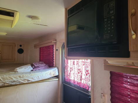 Tack ID: 570812 2 horse slant Horse trailer with gooseneck - PhotoID: 156019 - Expires 20-Dec-2026 Days Left: 89