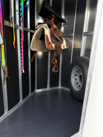 Tack ID: 570820 Shadow 3 Horse Slant Load Trailer - PhotoID: 156031 - Expires 24-Dec-2026 Days Left: 87